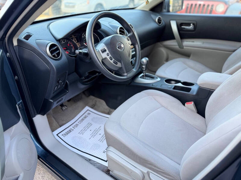 2012 Nissan Rogue S