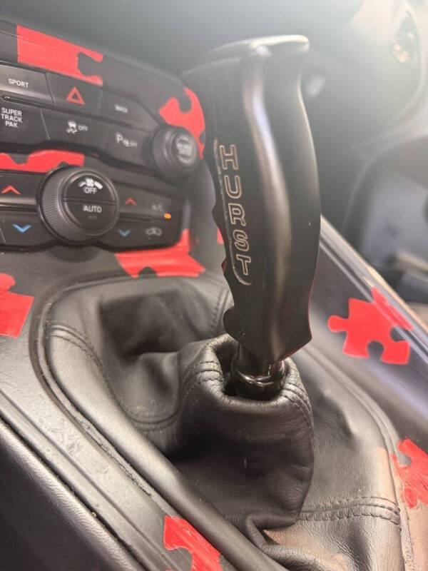 2016 Dodge Challenger R/T Plus