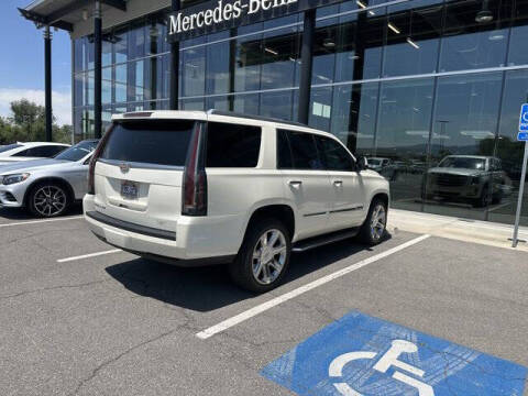 2015 Cadillac Escalade Luxury