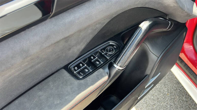 2016 Porsche Cayenne GTS