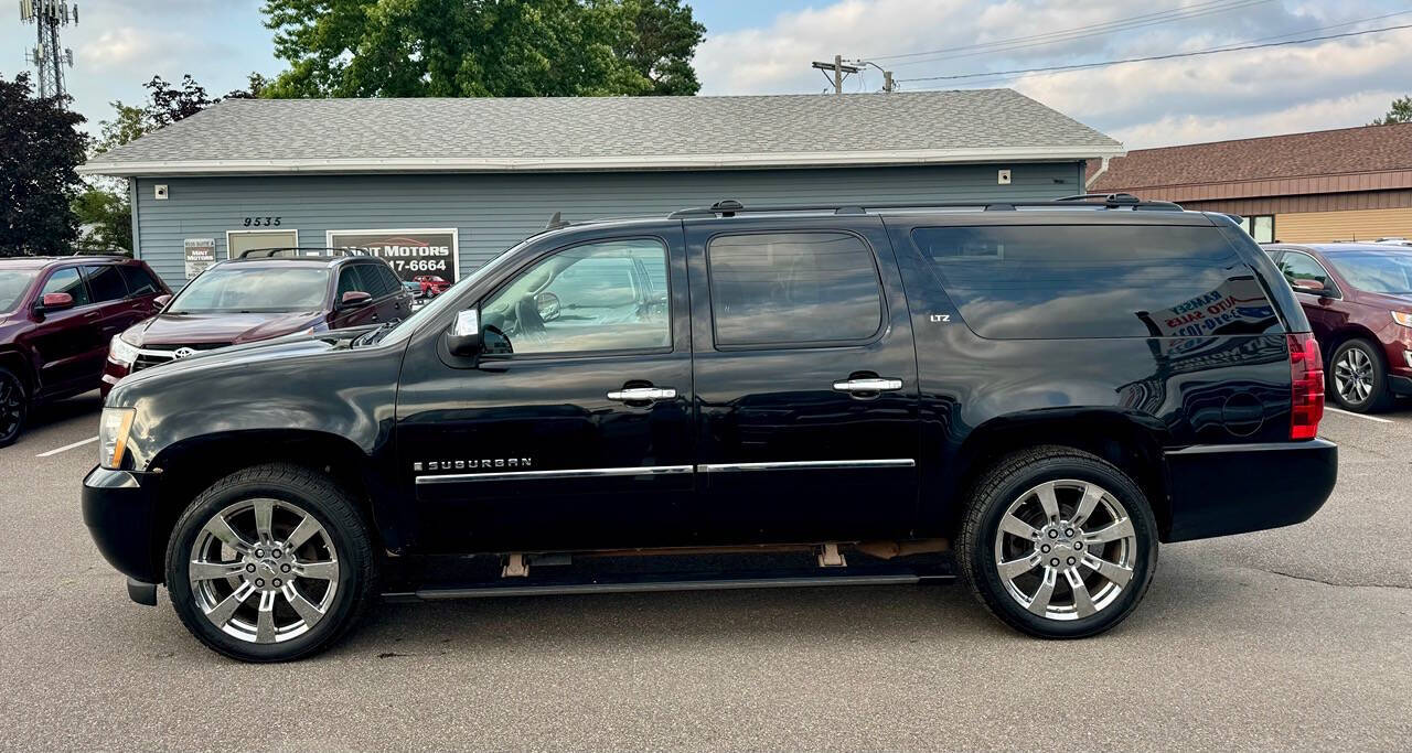 2009 Chevrolet Suburban for sale at MINT MOTORS in Ramsey, MN