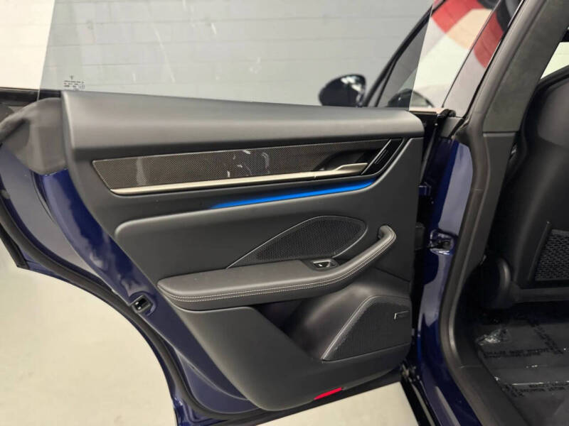 2024 Porsche Macan Turbo Electric