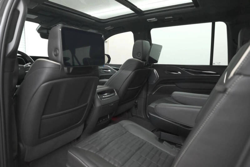 2023 Cadillac Escalade-V ESV