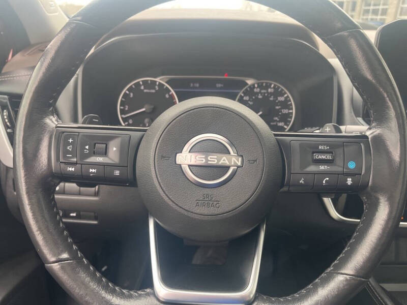 2023 Nissan Rogue SL