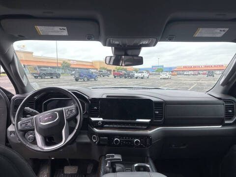2023 GMC Sierra 1500