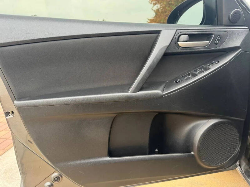 2012 Mazda MAZDA3 i Touring