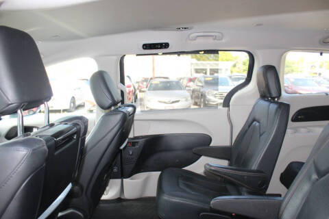 2019 Chrysler Pacifica Touring L Plus