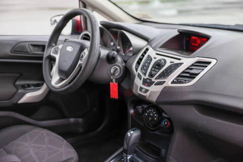 2013 Ford Fiesta SE