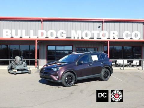 2018 Toyota RAV4 for sale at Bulldog Motor Company in Borger TX