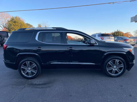 2017 GMC Acadia Denali