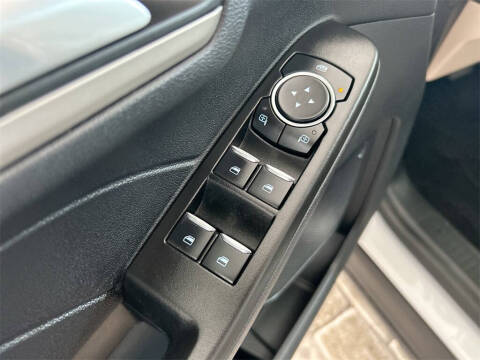 2021 Ford Escape Hybrid SEL