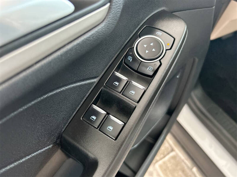 2021 Ford Escape Hybrid SEL