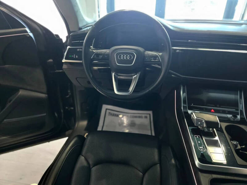 2020 Audi Q8 quattro Prestige 55 TFSI