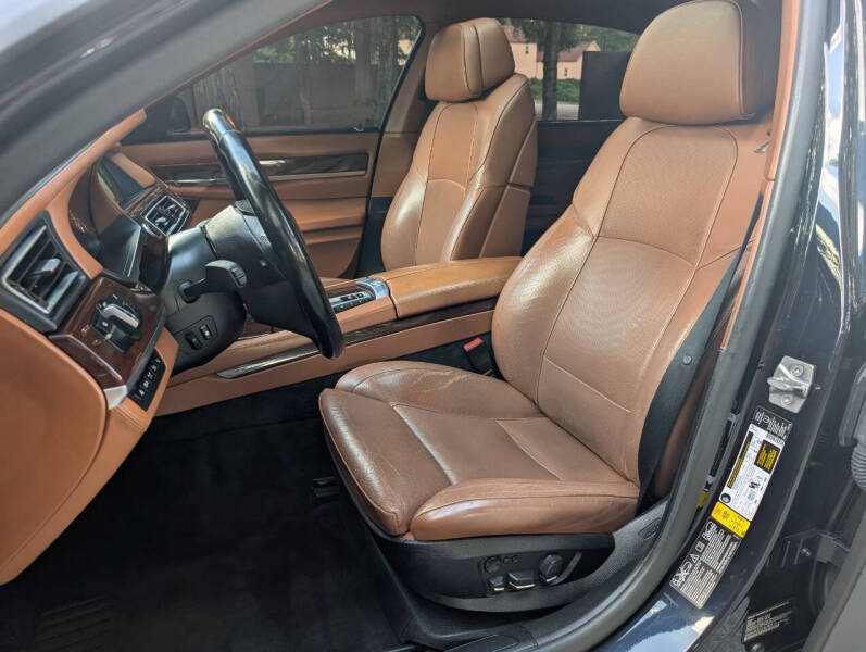 2012 BMW 7 Series 750Li xDrive