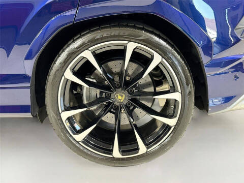 2020 Lamborghini Urus