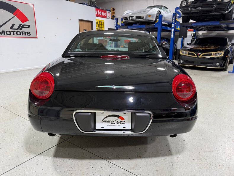 2002 Ford Thunderbird Deluxe