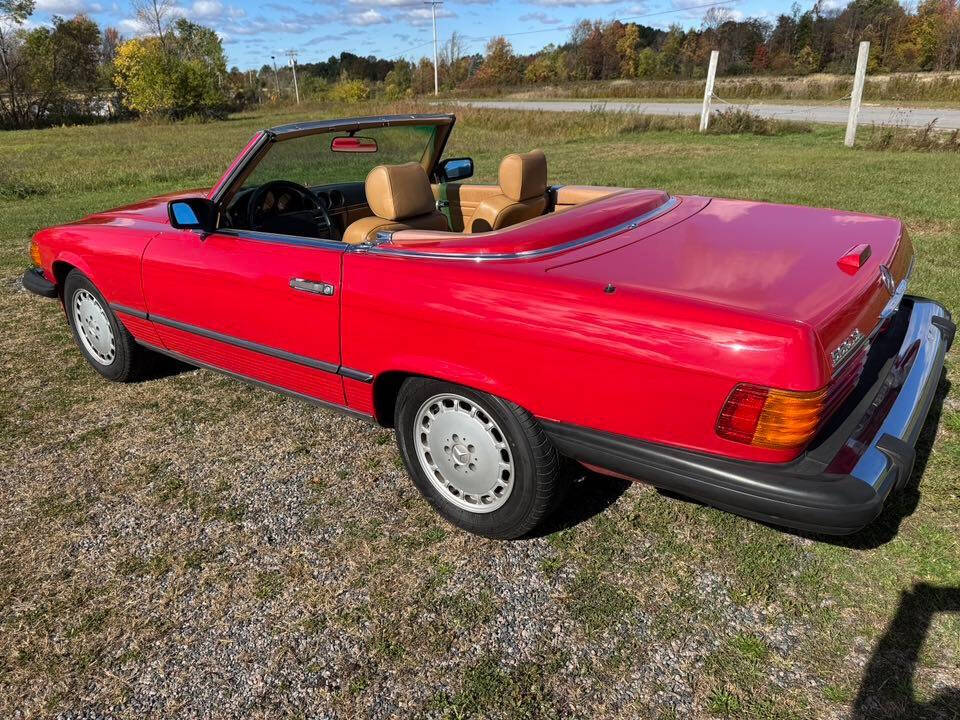 1989 Mercedes-Benz 560SL 3