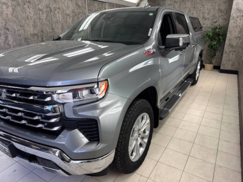 2024 Chevrolet Silverado 1500 LTZ's photo