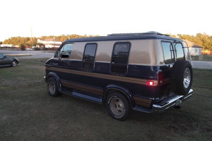 1989 Dodge Ram Van