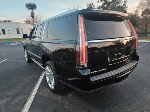 2017 Cadillac Escalade ESV Premium Luxury