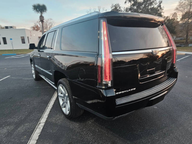 2017 Cadillac Escalade ESV Premium Luxury