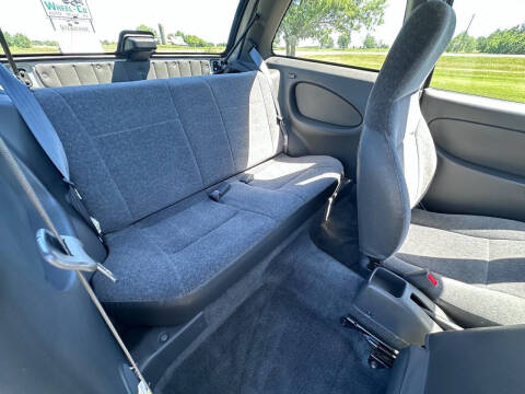1999 Chevrolet Metro LSi