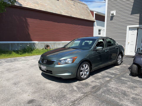 2010 Honda Accord for sale at GARROW AUTO SALES in Pittsford VT