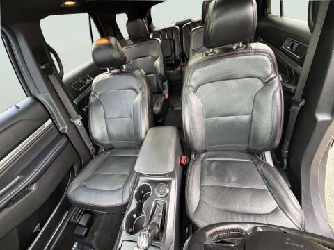 2017 Ford Explorer Sport