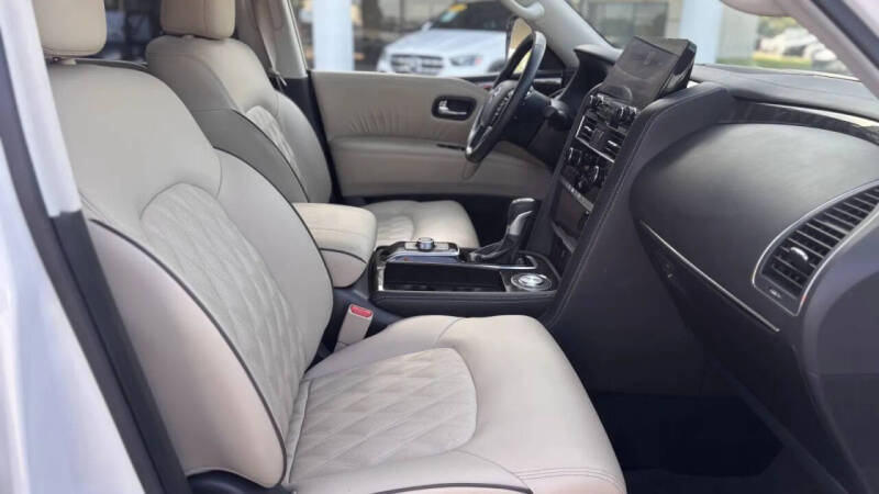 2024 Nissan Armada Platinum