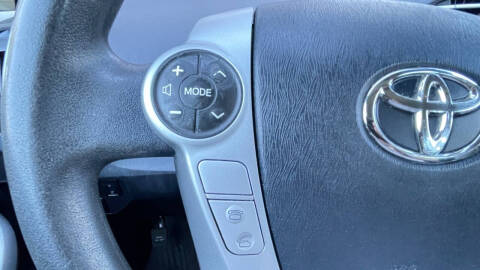 2013 Toyota Prius Three