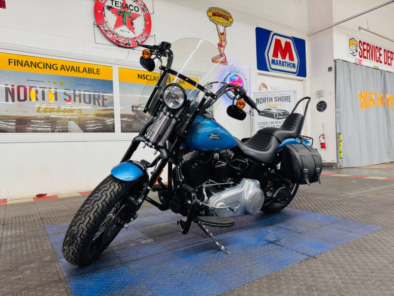 2011 Harley-Davidson FLSTSB