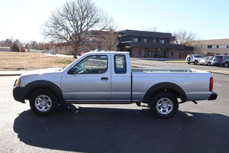 2003 Nissan Frontier Standard
