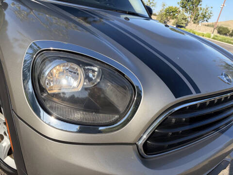 2017 MINI Countryman Cooper