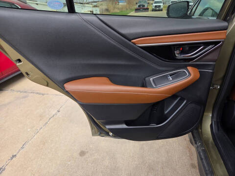 2022 Subaru Outback Touring XT