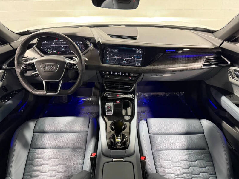 2022 Audi e-tron GT quattro Prestige