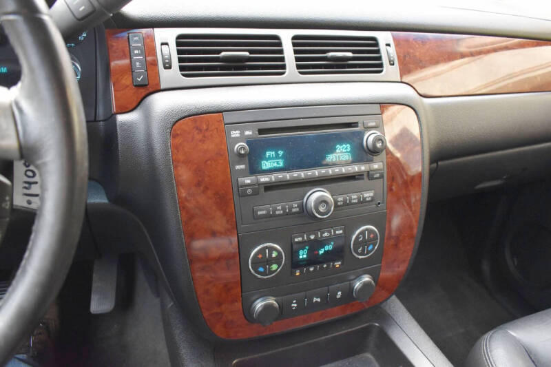 2012 Chevrolet Suburban LT