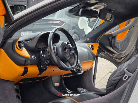 2016 McLaren 570S