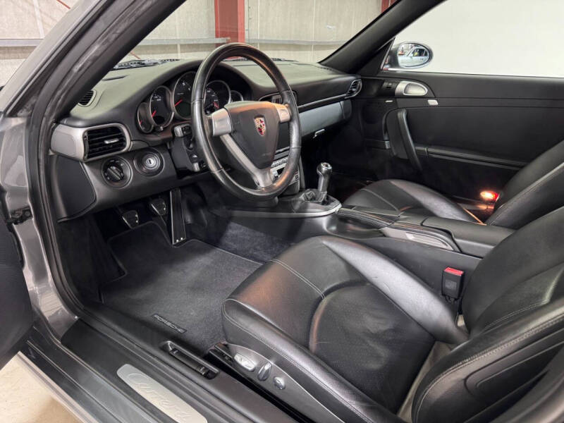 2005 Porsche 911 Carrera