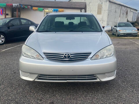 2005 Toyota Camry for sale at Auto Line in Statesville NC