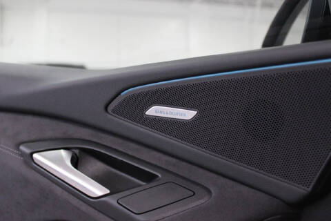 2025 Audi SQ6 e-tron quattro Premium Plus