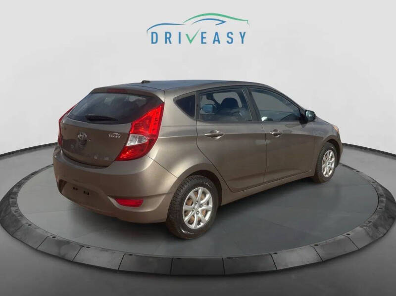 2012 Hyundai Accent GS