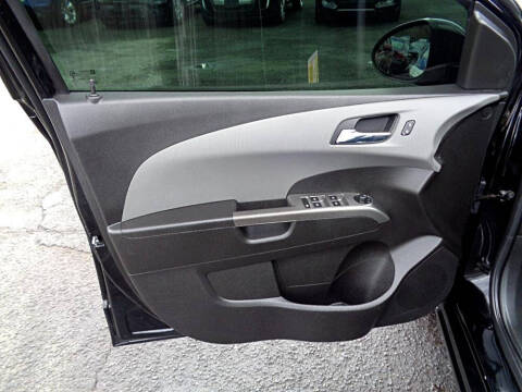 2017 Chevrolet Sonic Premier Auto