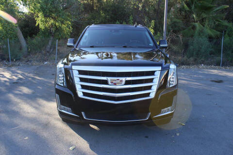 2017 Cadillac Escalade Luxury