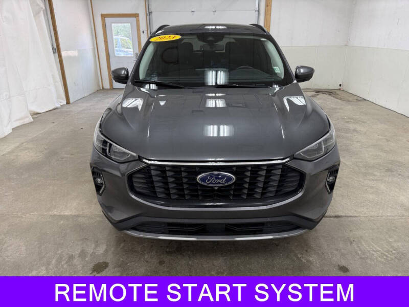 2023 Ford Escape Platinum