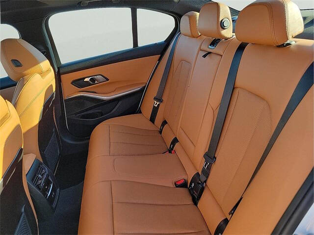 2023 BMW 3 Series 330i