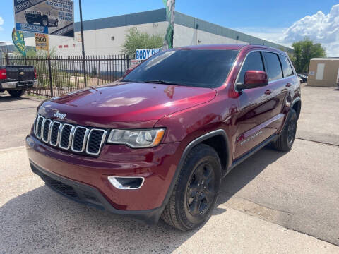 2017 Jeep Grand Cherokee Laredo
