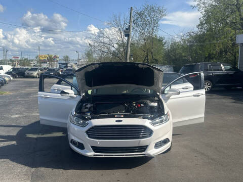 2015 Ford Fusion SE