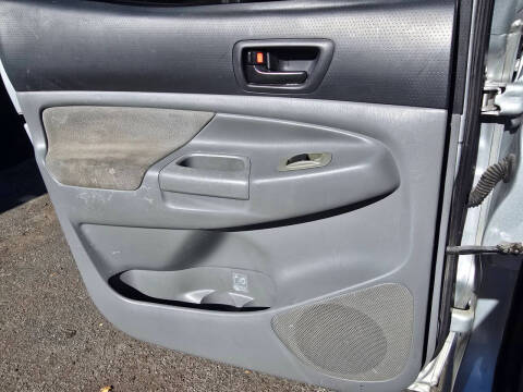 2005 Toyota Tacoma PreRunner V6