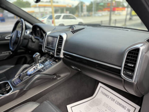 2013 Porsche Cayenne Tiptronic