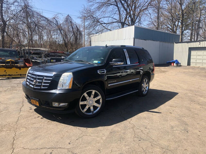 2009 Cadillac Escalade Hybrid for sale at Affordable Cars in Kingston NY